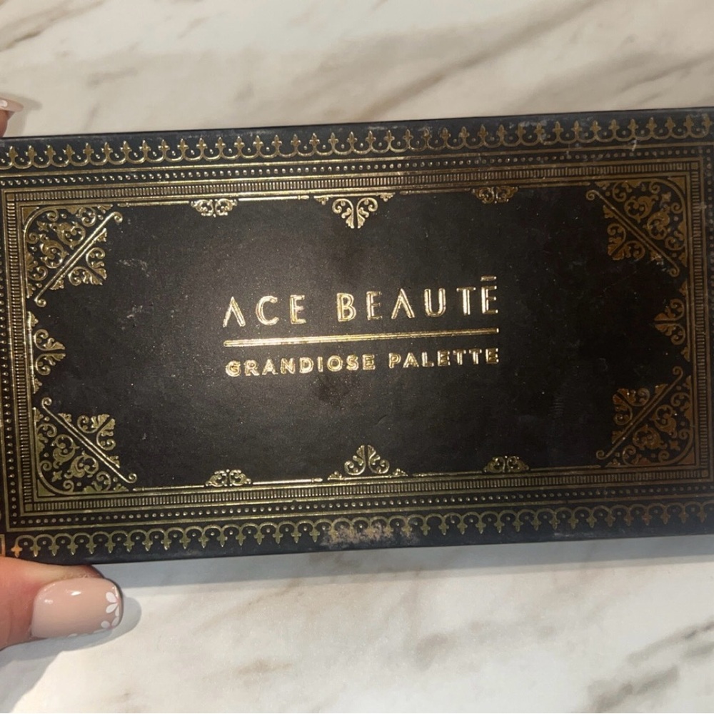 Ace Beauté Grandiose Palette